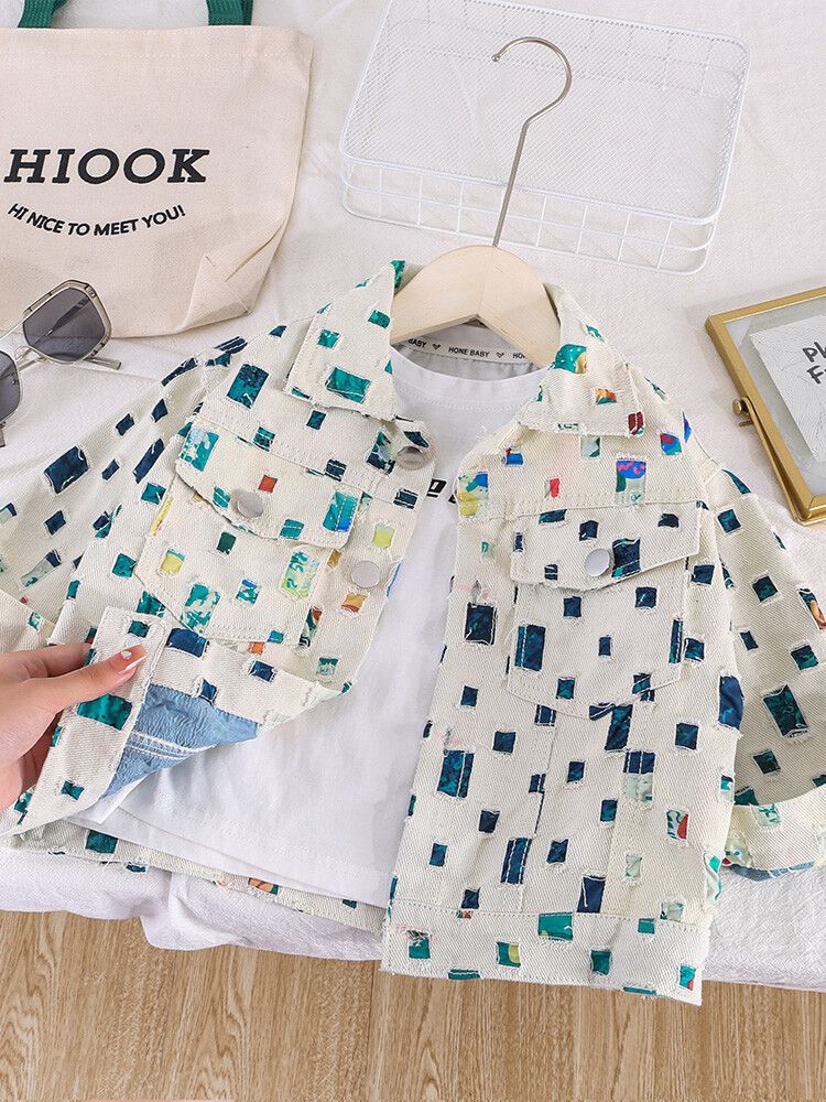 Giacca elegante e raffinata con fondo colorato ritagliato per mamma e bambini_voghion.com