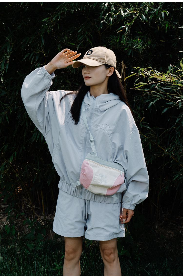 Spring Outing Lightweight Outdoor Sports Color-Block Hiking Trekking Travel Backpack Women Drawstring Large Capacity_voghion.com