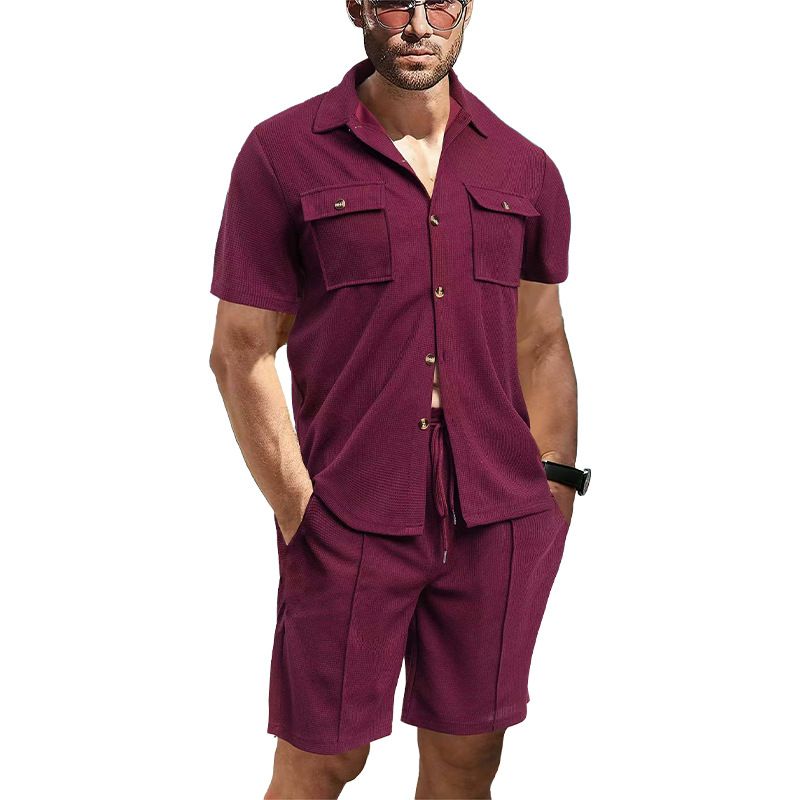 Herrenbekleidung: Kurzarmhemd aus Waffelstrick mit Tasche – lässiges Oberteil mit Button-Down-Kragen in Unifarben (Schwarz, Weiß, Grau, Khaki, Burgunderrot)_voghion.com