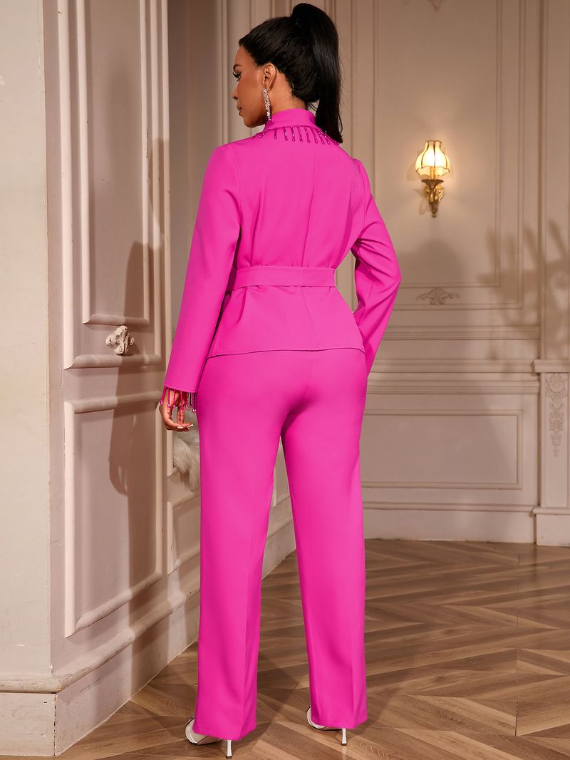 Costume élégant à manches longues et col en V pour femme, avec ceinture nouée et perles, composé d'un blazer à col en V et d'un pantalon droit taille haute._voghion.com