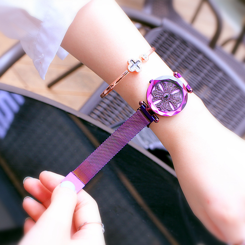 New Time Running Diamond Inlaid Fashion Trend Waterproof Magnetic Tape Women's Watch_voghion.com