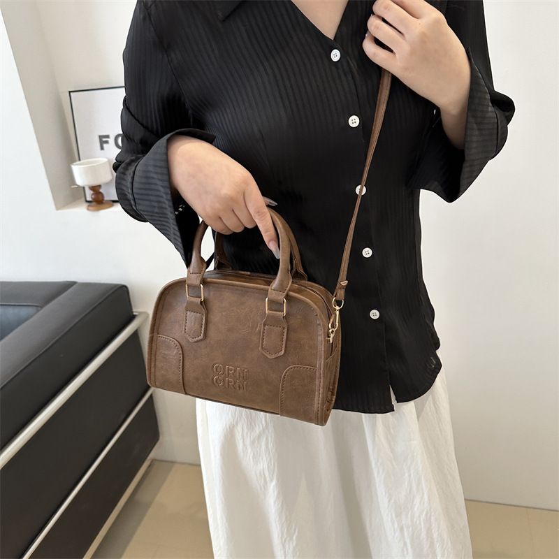 Popolare tracolla a spalla singola per borse da donna Borsa quadrata piccola portatile di nuova moda primavera 2024_voghion.com