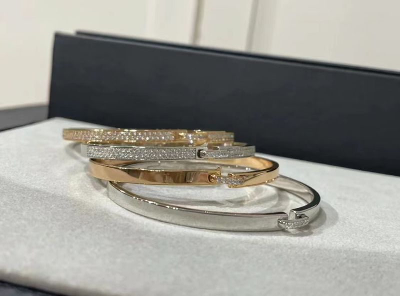 High version of the oath of fate starry sky bracelet female Paris bridge diamond rose gold bracelet factory direct sales_voghion.com