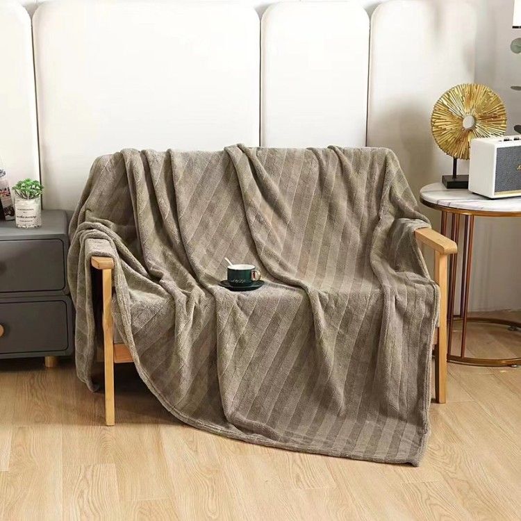 Coperta in velluto color latte, per letto quattro stagioni, sottile coperta in velluto, copridivano_voghion.com