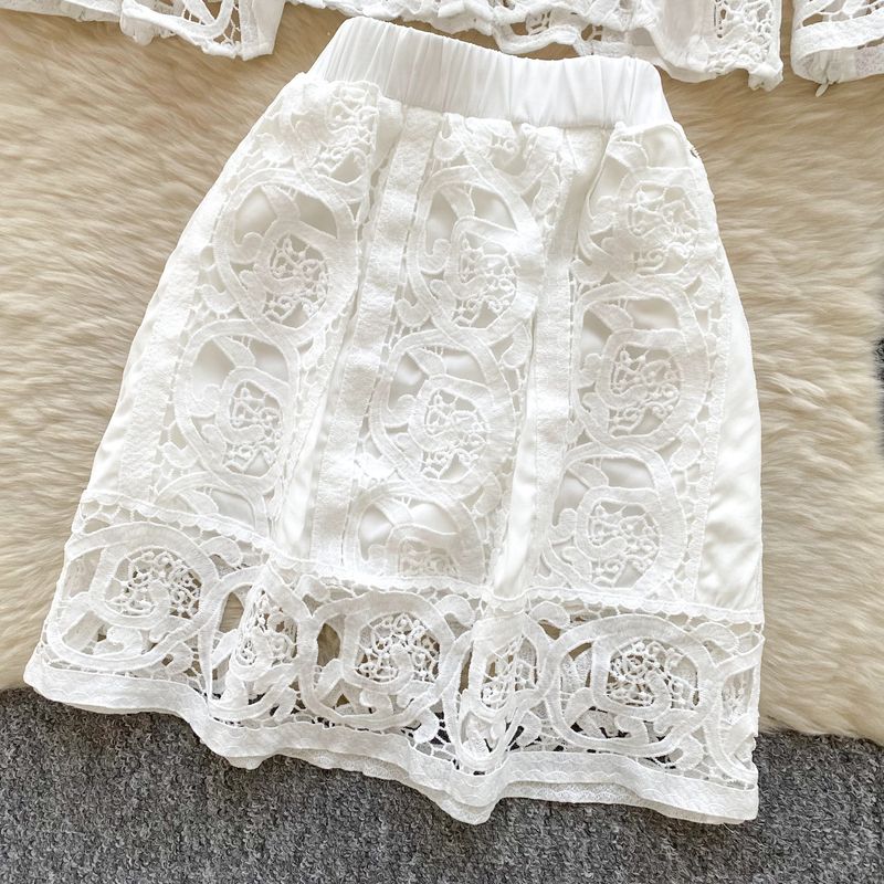 Abbigliamento da donna Camicia a maniche a lanterna in pizzo con gancio cavo a strati con canotta + gonna a vita alta_voghion.com