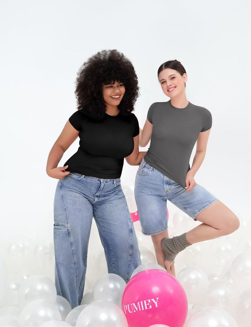 Grenziwwerschreidend europäesch an amerikanesch Tops Dammen Kuerzärmlech Summer Geplisséiert Slim T-Shirt_voghion.com