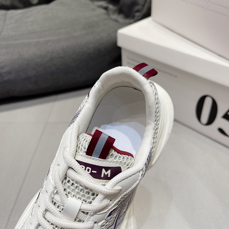 Show Feet Small European Daddy Shoes Damen Herbst 2023 Neue atmungsaktive Sportschuhe mit dicker Sohle All-Match-Laufschuhe_voghion.com