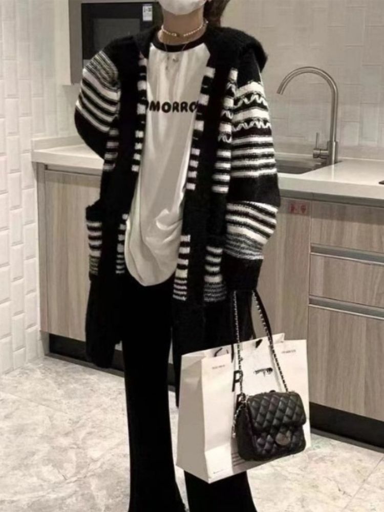K Retro Wave Stripe Sweater; Black And White Color-blocked Cardigan; Loose Mid-length Knitted Jacket; Hooded Coat For Women_voghion.com