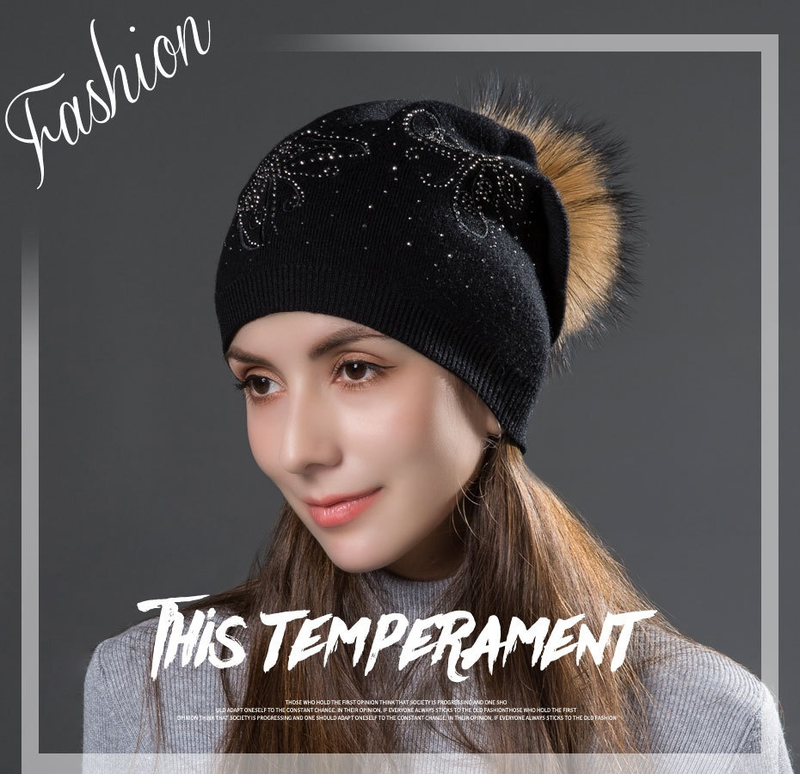 Women's Winter Fur Raccoon Ball Warm Hot Diamond Hollow Butterfly Knitted Versatile Fashion Pullover Hat_voghion.com
