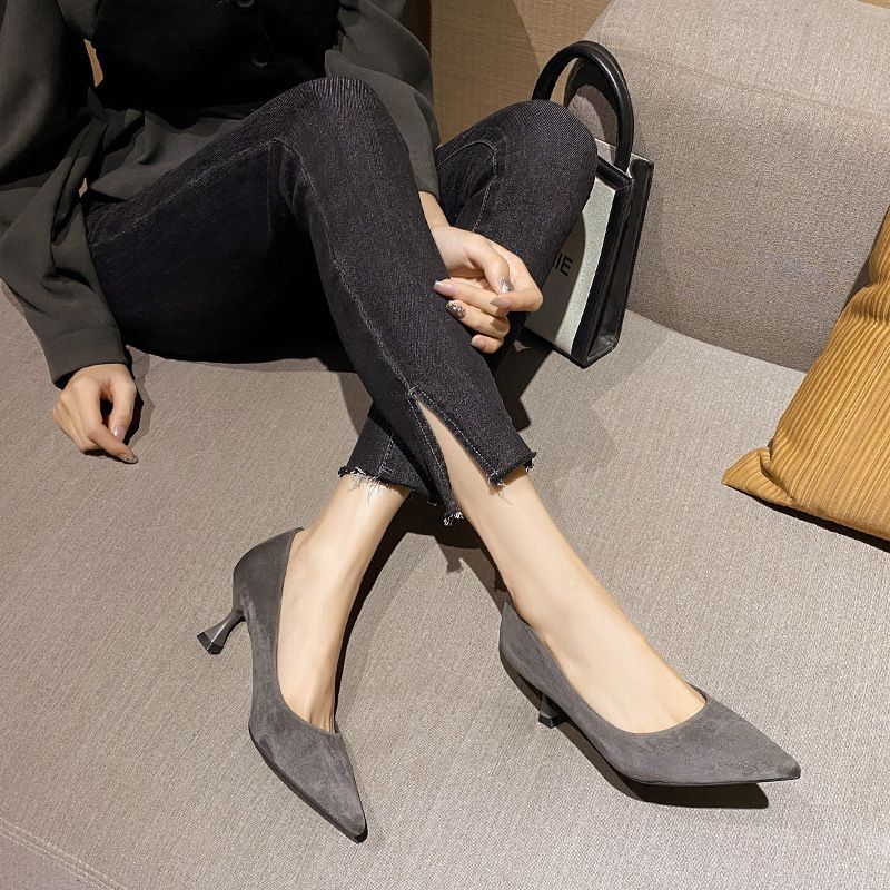 Tacchi professionali per il 2024, nuove scarpe singole versatili autunnali piccole e medie in velluto da donna con tacco a spillo e punta a punta_voghion.com