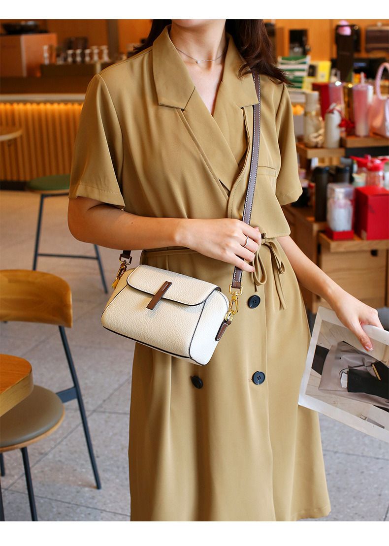Head layer cowhide small leather women's 2024 new trend, summer shell Hundred shoulder crossbody bag_voghion.com