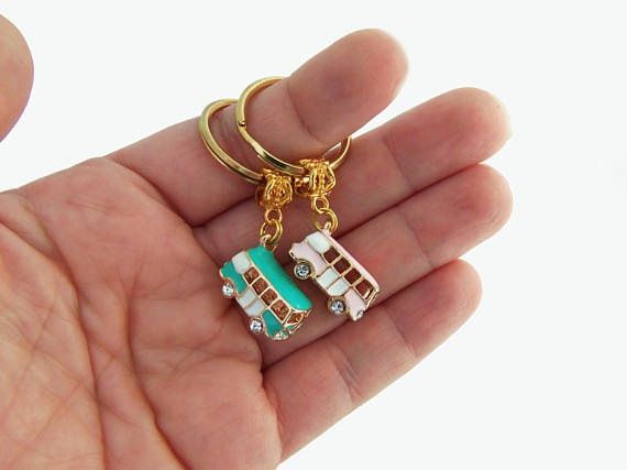 Hot selling Charm Package Natural Irregular Purple Crystal Keychain_voghion.com