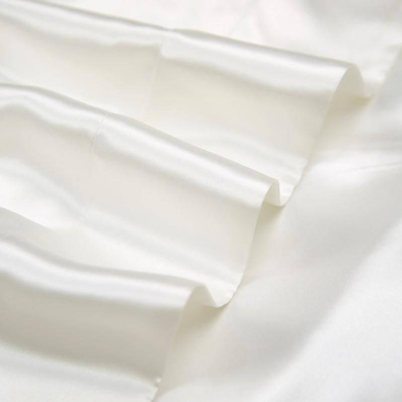 Kissenbezug aus 100 % Polyester-Satin – Kunstseide, knitterfrei und hautfreundlich (Einzelgröße, moderne Farben)_voghion.com