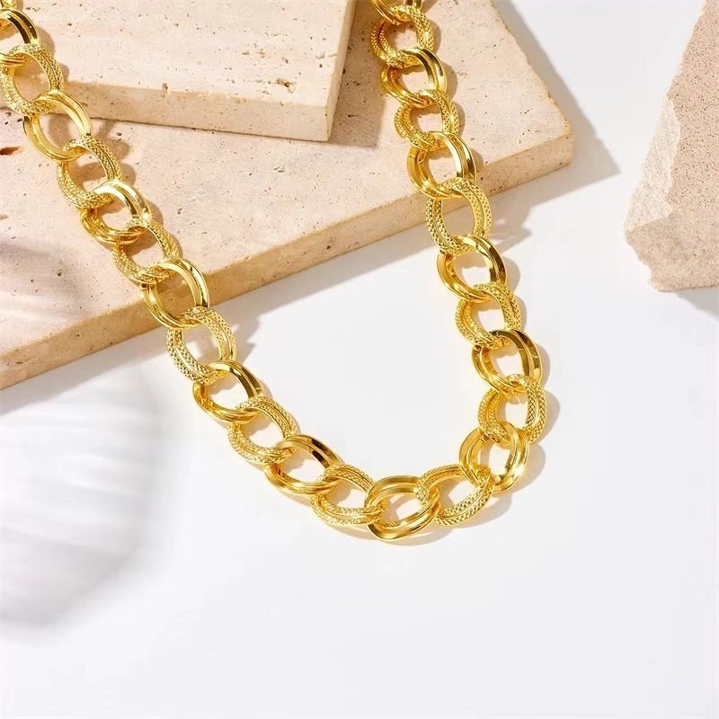High-Quality New Stainless Steel Double-Layer Emed Cuban Chain Necklace Niche Ins Style For Women Elegant And_voghion.com