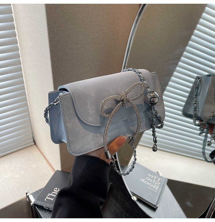 2024 New Chain Crossbody Single Shoulder Sequin Women's Texture Small Fragrant Wind Solid Color Bow Mini Handheld Bag_voghion.com