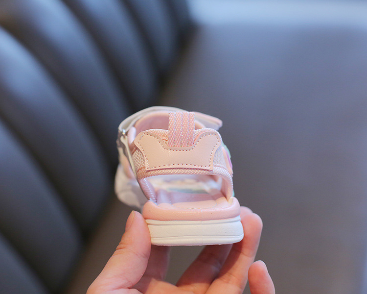 Sandali principessa 2023 Estate nuove bambine da spiaggia scuola media suola morbida bambino cartone animato netto scarpe rosse_voghion.com
