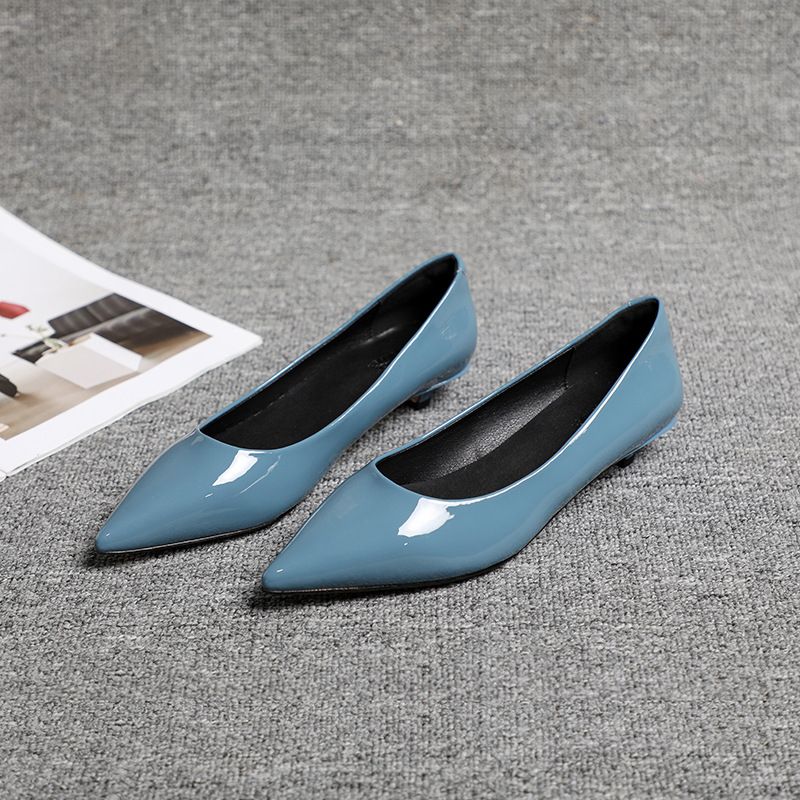 Zapatos de trabajo de charol para mujer, de tacón medio bajo, con punta puntiaguda, estilo viajero, de primavera, color negro_voghion.com