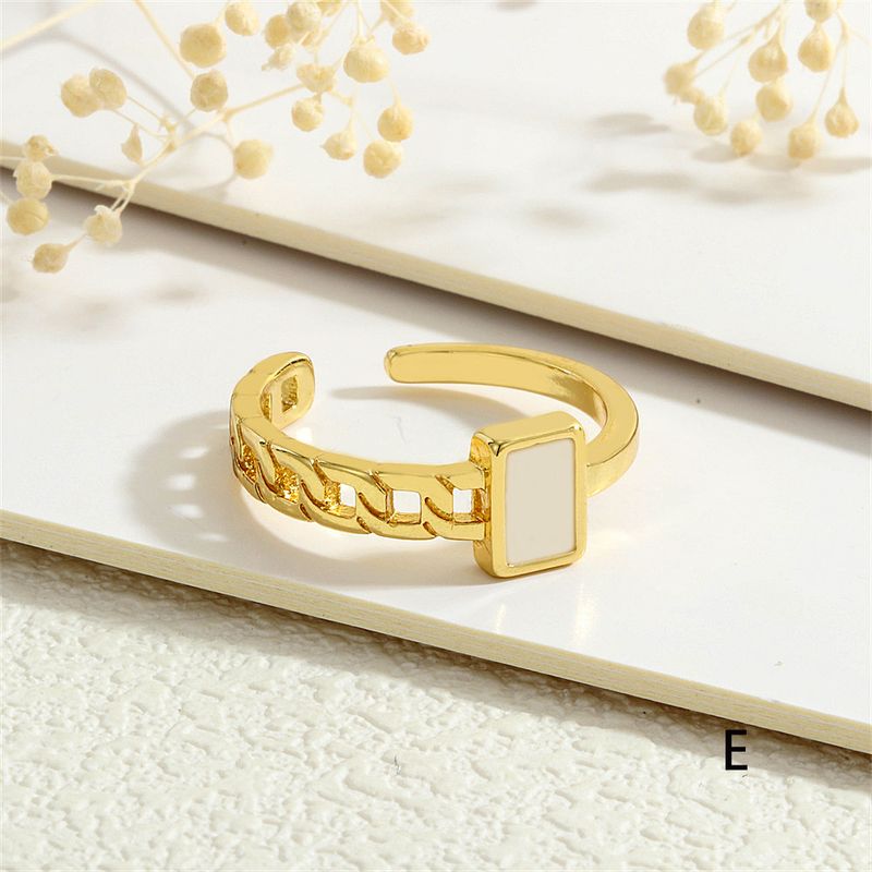 Anel minimalista de dopamina com esmalte colorido banhado a ouro e corrente cubana vazada estilo INS_voghion.com
