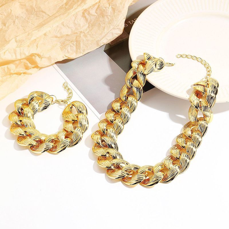 accessori per collana esagerata hip hop collana a catena in acrilico collana acrilica oro esagerata da donna_voghion.com