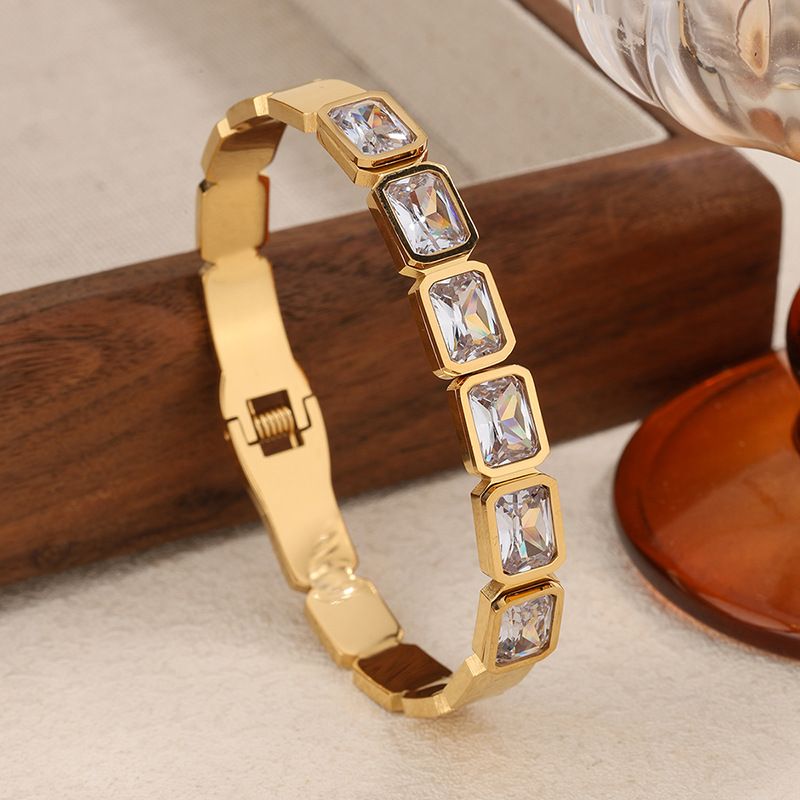 Módní retro geometrický diamantový náramek, stohovatelný titanový ocelový šperky, lehký luxusní styl_voghion.com