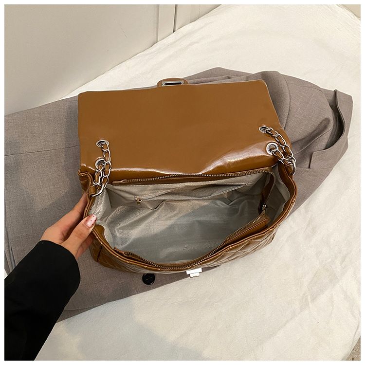 Borsa a tracolla trapuntata con catena lucida da aeroporto, grande capacità, da donna, per pendolari_voghion.com