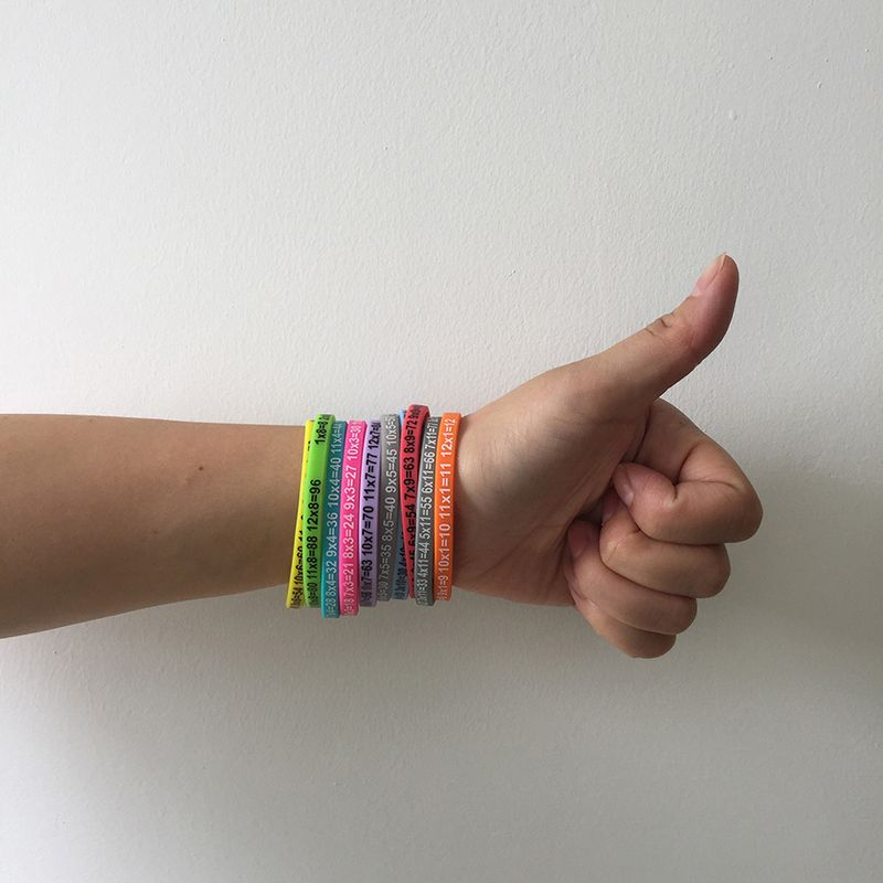 12 Colors Stretch Unisex Silicone Multiplication Table Wristbands for Christmas_voghion.com