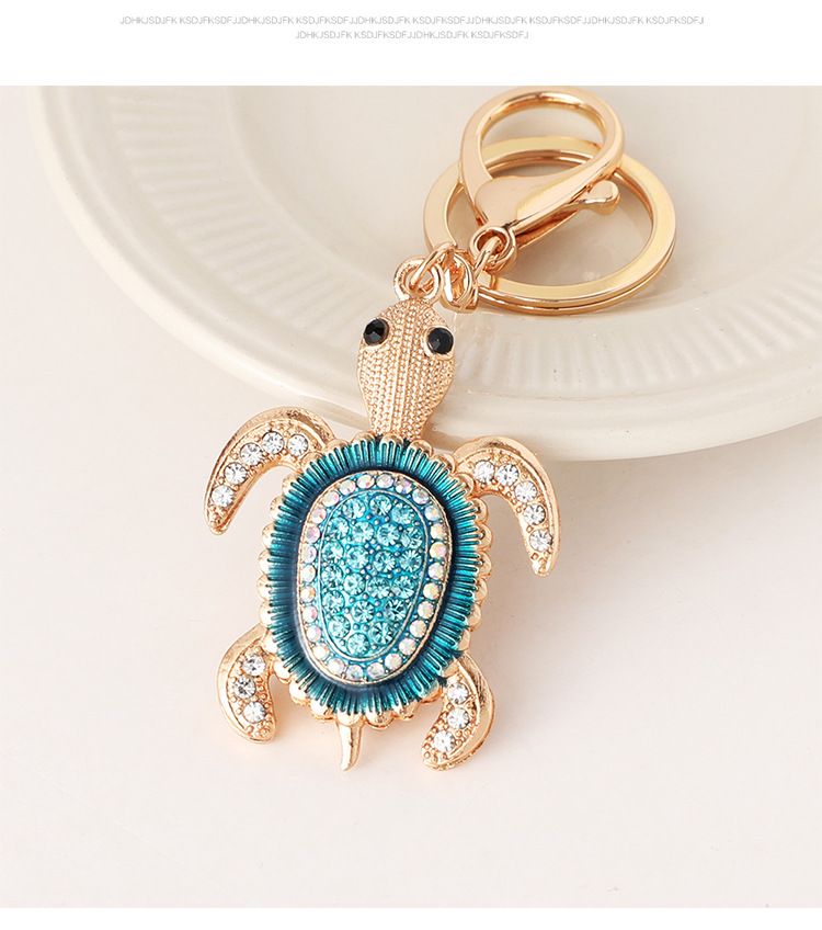 Eingelegter Diamant Kleines Auto Metall Niedliche Schildkröte Für Männer Und Frauen Paar Tasche Anhänger Schlüsselanhänger_voghion.com