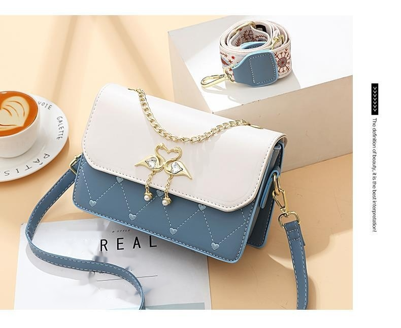 Exquisite Embroidery Heart-shaped Small Square Bag Women's Bag High-end Feel Swan Contrasting Color Single Shoulder Crossbody Bag_voghion.com