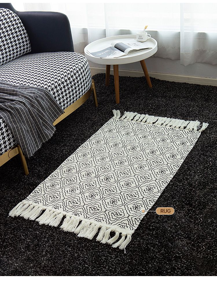 Moderne, einfache Schlafzimmer-Nachttischmatte, schwarzer Druck, Balkon-Fußmatte, handgeknüpfte Quasten-Bodenmatte, Türmatte_voghion.com