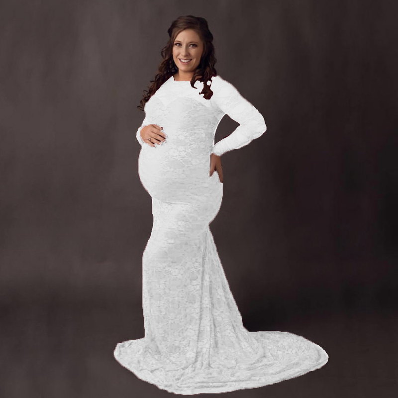 Abito da sera premaman in pizzo con scollo rotondo e strascico, abito lungo da donna_voghion.com