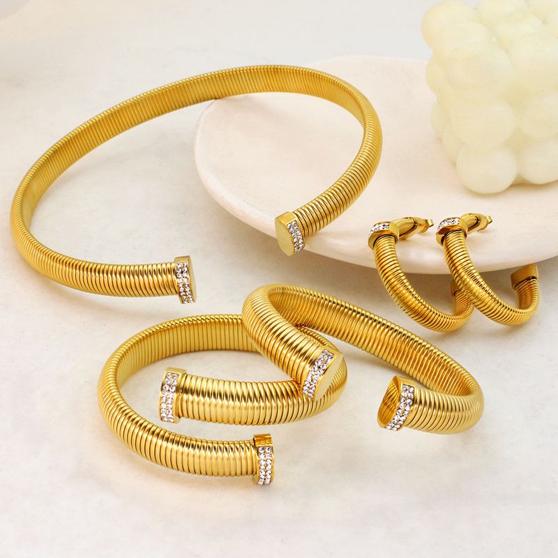 Wemen's Jewelry Titanium Steel Zircon Necklace Earrings Open Bracelet Collar Set_voghion.com