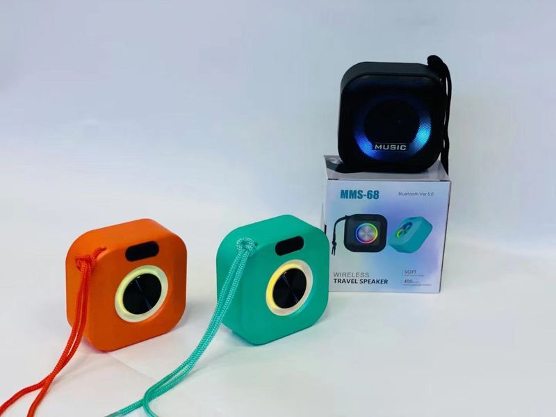 MMS-68 Colorful Light Bluetooth Speaker RGB Luminous Audio Outdoor Mountaineering Rope Bicycle Pendant Company Gift_voghion.com