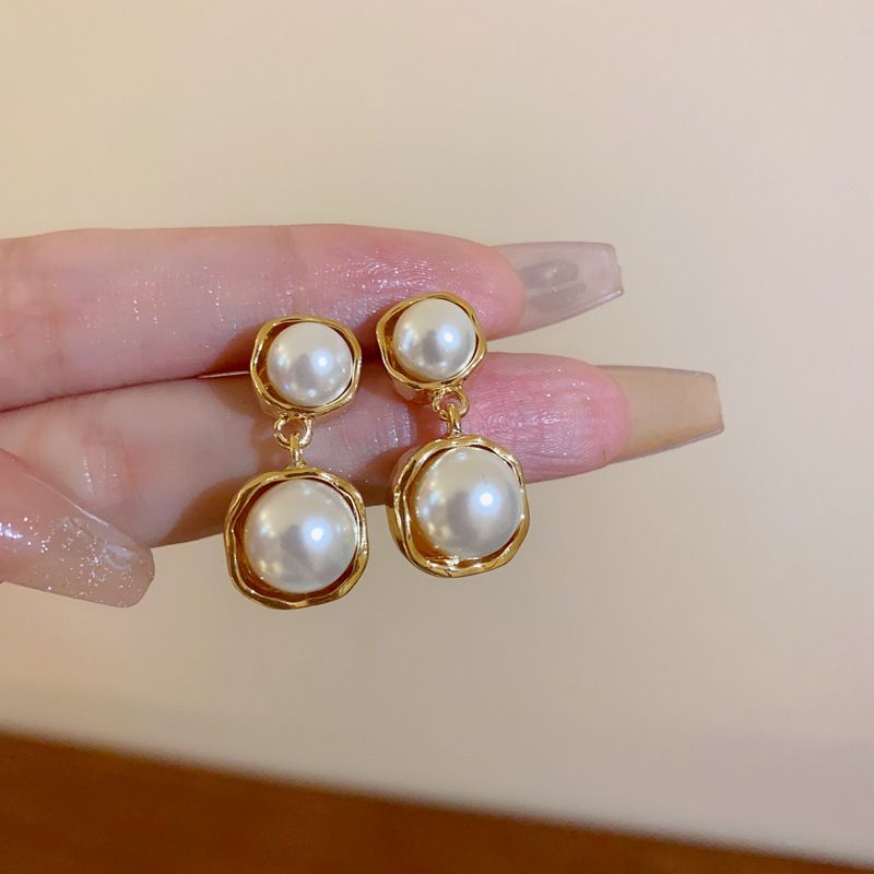 Silver needle pleated flower pearl heart French geometric earrings, niche commuting new and earrings_voghion.com