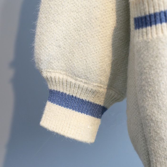 Cardigan oversize in maglia con lettere – Cappotto in maglia spessa con scollo a V (giallo/crema/blu/rosa antico) | Streetwear coreano lungo e aperto sul davanti_voghion.com