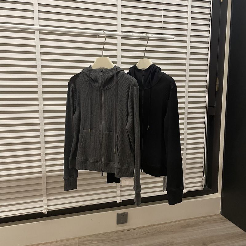 Felpa con cappuccio corta dimagrante con cerniera e motivo a strisce nere e grigie, stile americano/autunno_voghion.com