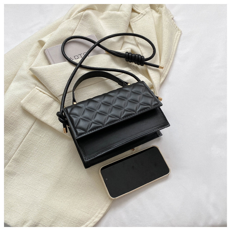 2023 new fashion simple small fragrant wind women's bag net red niche women's bag rhombus single shoulder diagonal bag design sense_voghion.com