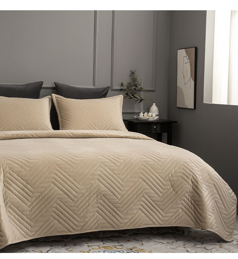 Winter Crystal Baby Velvet Ultrasonic Embossed Bed Cover Nordic Style Solid Color Flannel Quilted Thickened_voghion.com