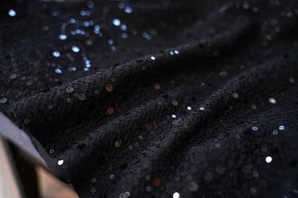 2024 Autumn New tyle mall Fragrant Wind Bright ilk Ruffle Μαύρο Μισό μήκος για γυναίκες, ψηλή μέση και λίμινγκ kirt_voghion.com