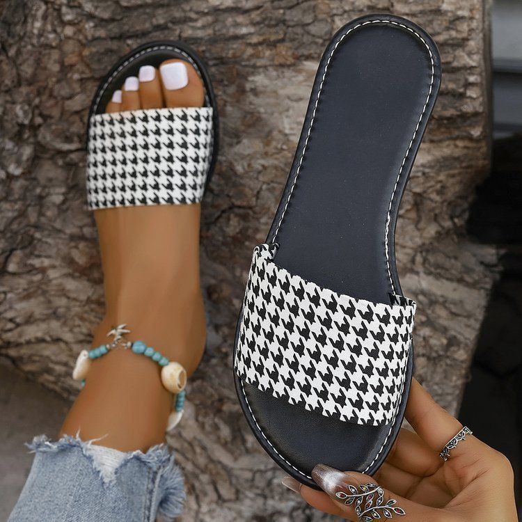 Große Damenschuhe, Sommer 2024, neues Leopardenmuster, flacher Boden, immer schleifende Strandschuhe mit rundem Kopf, Größe 43_voghion.com