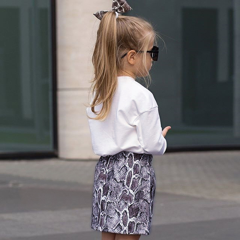 Mother&Kids Bambini e bambine a maniche lunghe con stampa in pelle di serpente, gonna corta, fascia per capelli, abbigliamento per bambini in tre pezzi_voghion.com