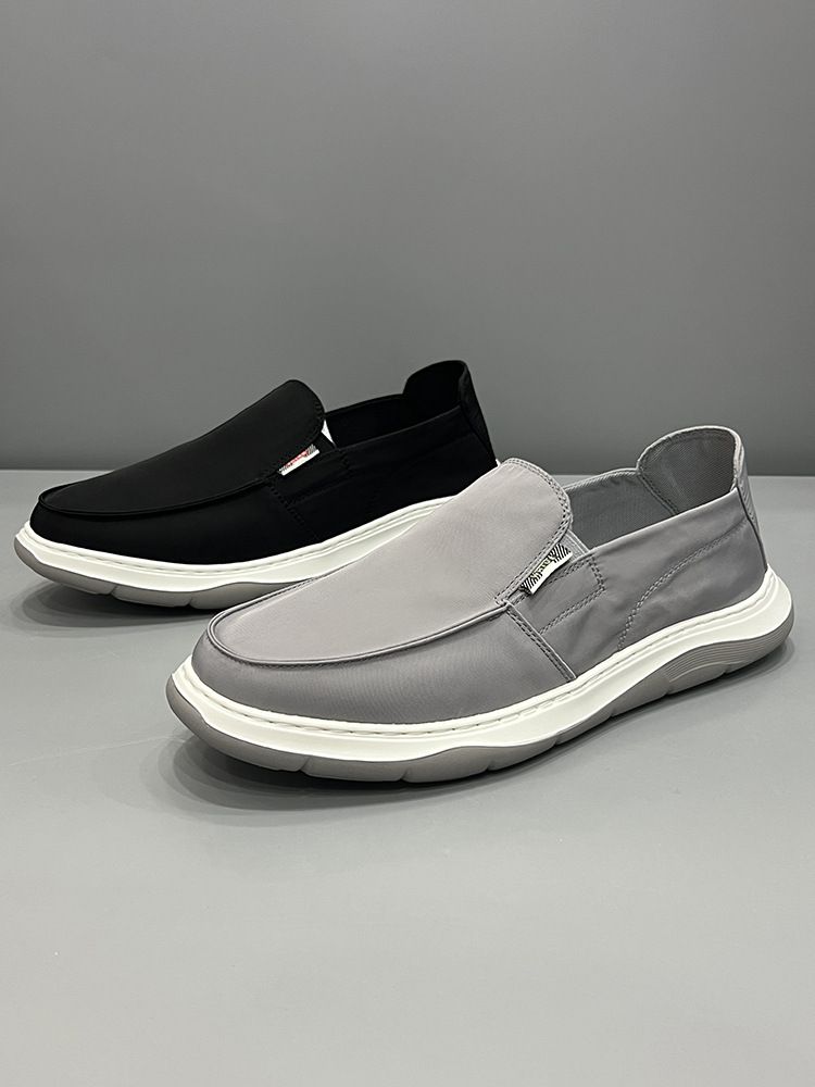 Summer Thin Ice Silk 2025 New Old Beijing Cloth Men Ultra-light Soft Sole Breathable Slip-on Canvas Shoes_voghion.com