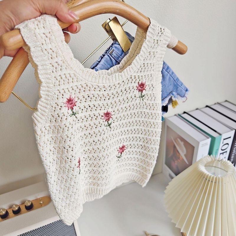 Ropa para niños Traje de verano para niñas Moda para bebés Personalidad para niños Chaleco de punto con flores de moda Tirantes Borla Pantalones cortos de mezclilla_voghion.com