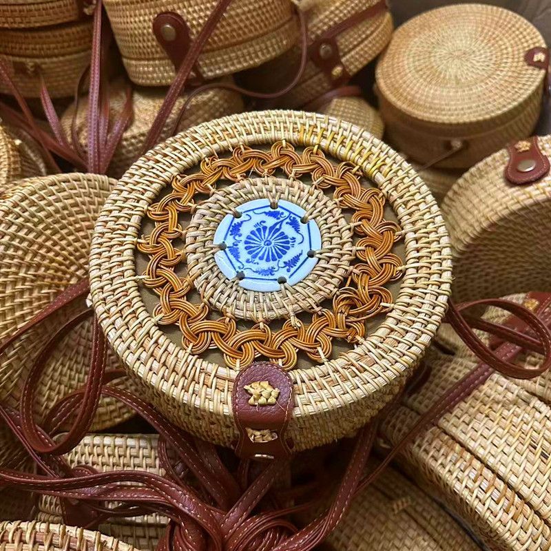Borsa in rattan ins borsa a tracolla mini borsa cestino foresta retrò letterario borsa rotonda intrecciata borsa secchiello per le vacanze borsa con fibbia in pelle_voghion.com