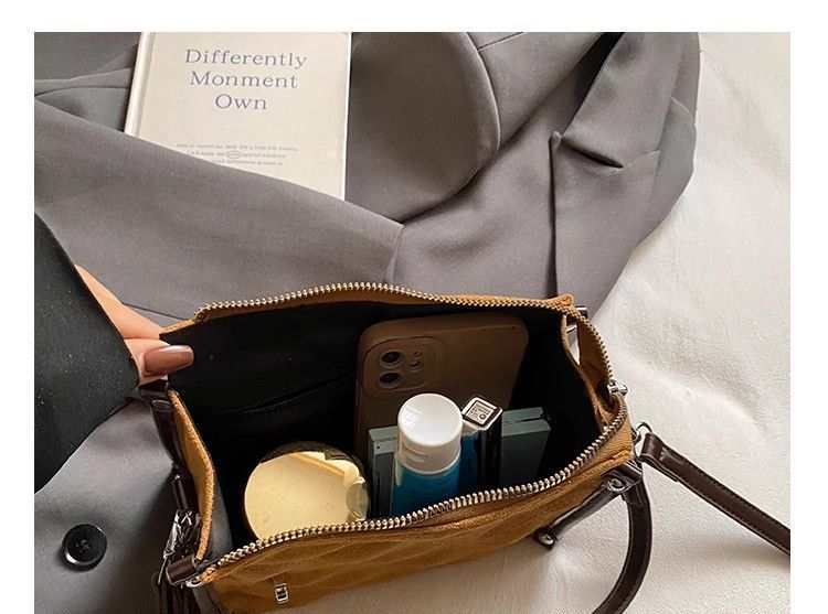 High-end Retro Suede Small Square For Women 2025 New Trendy Fashionable Versatile Shoulder Commuter Crossbody Bag_voghion.com