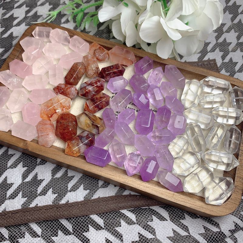 Gomma rossa naturale, polline, cristallo viola, acqua bianca, doppia punta, pietra nuda, trasparente, giallo pieno, accessorio fai da te_voghion.com