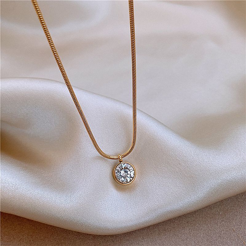 2024 New Simple Design Shiny Zircon Pendant Stainless Steel Gold Colour Necklace Girls' Collar Chain Fashion Jewelry For_voghion.com
