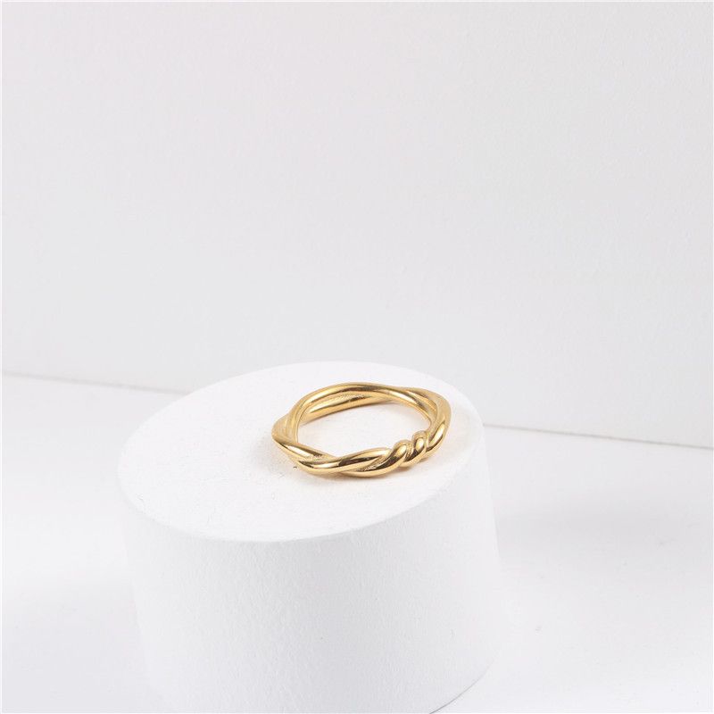 Damenschmuck, 18 Karat vergoldeter Twist-Knot-Ring, minimalistischer stapelbarer Ring für den täglichen Gebrauch, Größen 6–8_voghion.com