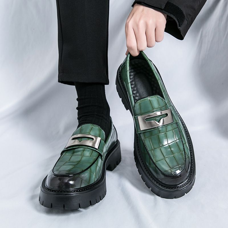 ShoeVault Thick-Soled Loafers Cross-Border Large Size New Leather Fashionable Men's Business Slip-On Formal Shoes_voghion.com