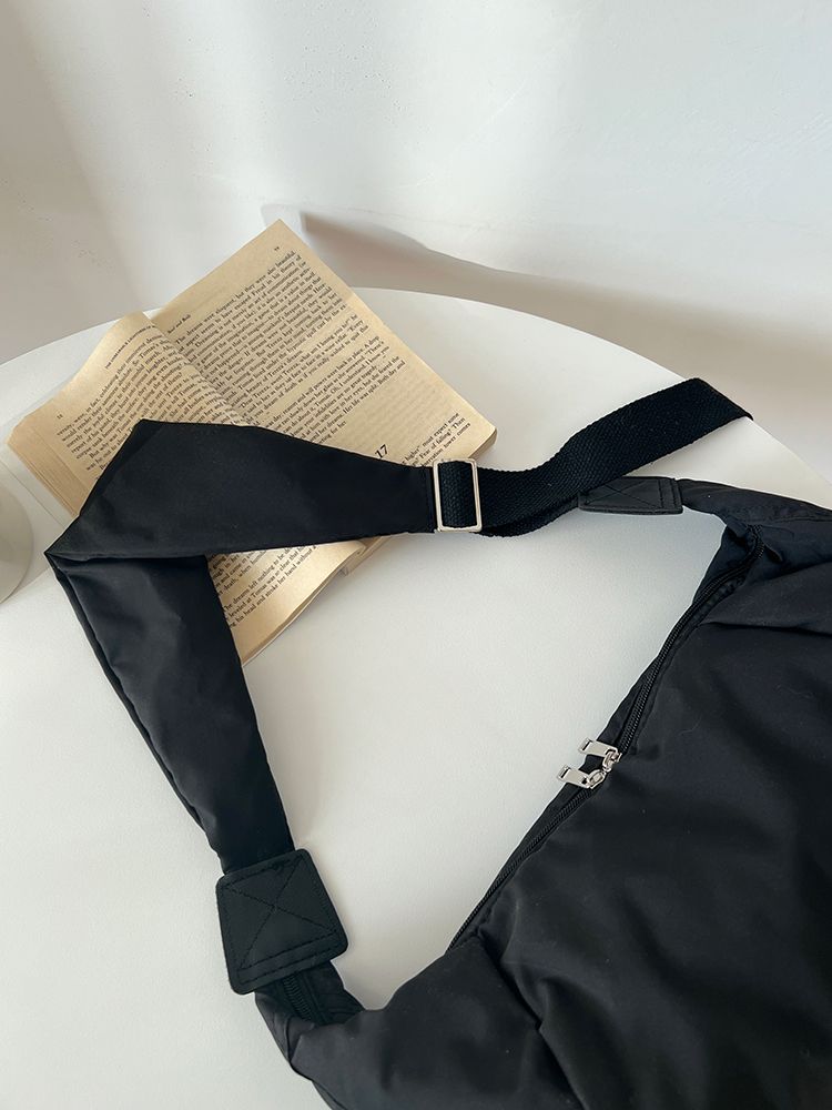 Crossbody für Damen im Herbst Winter 2024, neue Baumwoll-Freizeittasche, Daunenknödel, große Kapazität, einfach und_voghion.com