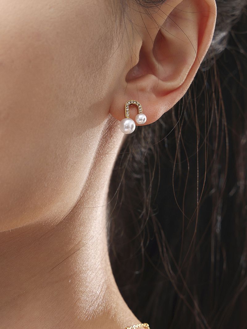 Women's Jewelry Set U Shaped Shell Pearl Zircon Necklace Earrings Niche Design Light Luxury Fashion Clavicle Chain Earrings Titanium Steel Set_voghion.com